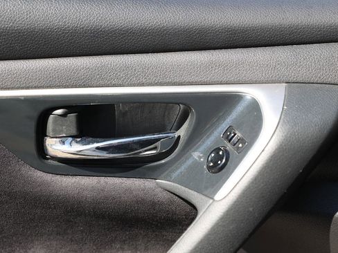 Used 2013 Nissan Altima 2.5 S image 36