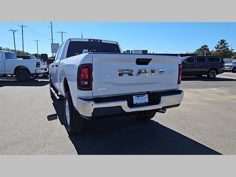 New 2026 RAM 2500 Tradesman AWD/4WD image 28
