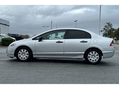 Used 2010 Honda Civic DX-VP image 7