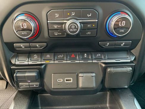 Used 2019 Chevrolet Silverado 1500 LT Trail Boss image 28