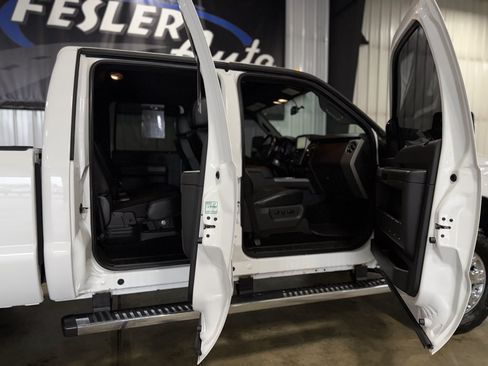 Used 2016 Ford F350 Lariat w/ Lariat Ultimate Package AWD/4WD image 40