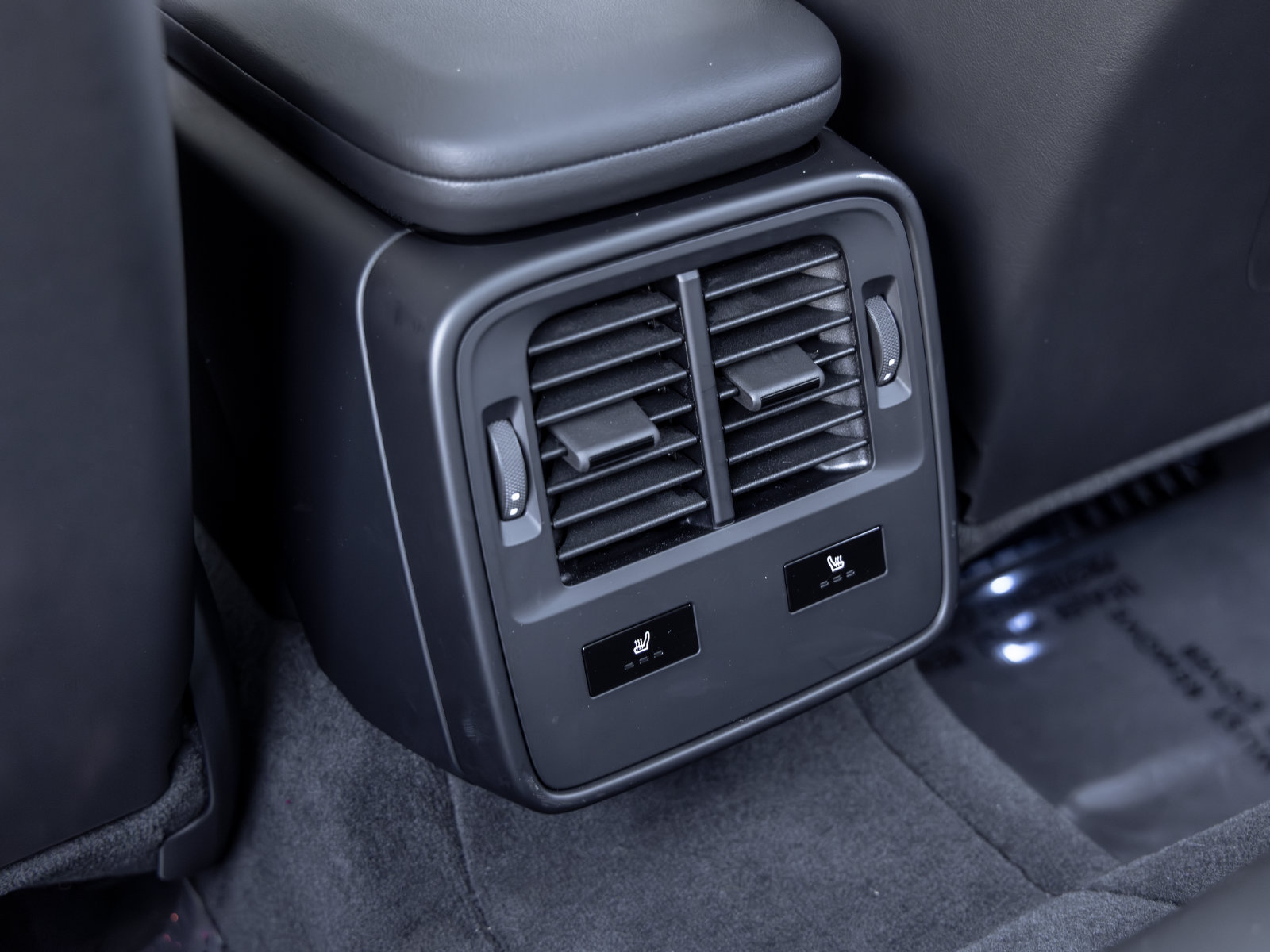 Certified 2026 Porsche Taycan AWD/4WD image 42