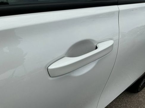Certified 2024 Honda HR-V EX-L image 11