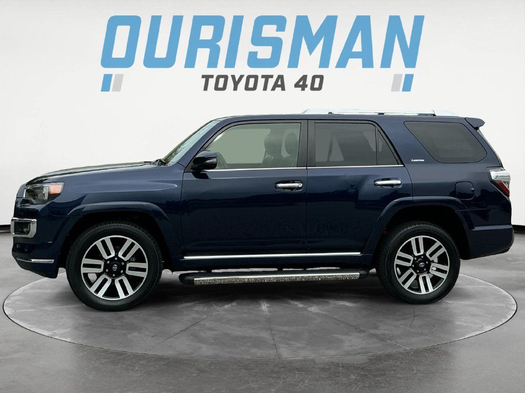 Used 2023 Toyota 4Runner Limited AWD/4WD image 4