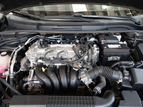 Used 2020 Toyota Corolla LE FWD image 30