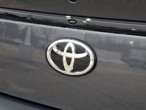 Used 2024 Toyota GR86 Premium image 32