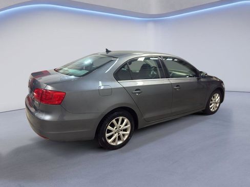 Used 2013 Volkswagen Jetta SE FWD image 7