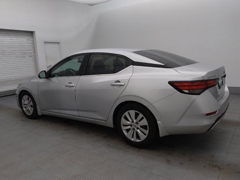 Used 2020 Nissan Sentra S image 3