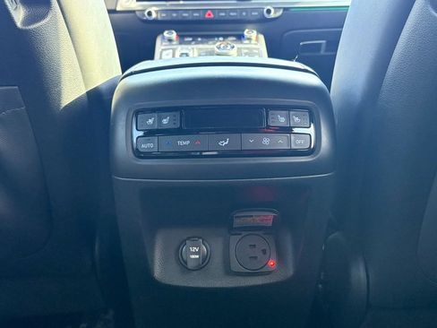 Used 2024 Hyundai Palisade Calligraphy image 24
