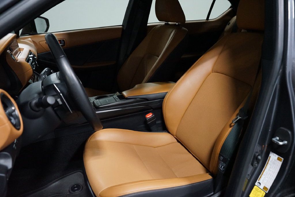 Used 2024 Lexus IS 350 F Sport RWD image 6