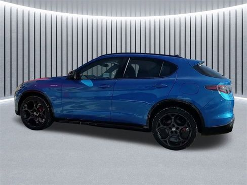 Used 2024 Alfa Romeo Stelvio Veloce image 13