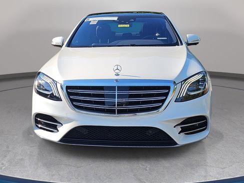 Used 2019 Mercedes-Benz S 560 4MATIC Sedan image 2