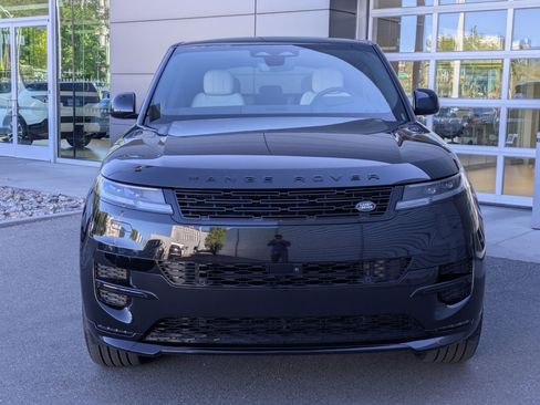 New 2026 Land Rover Range Rover Sport Dynamic SE AWD/4WD image 2