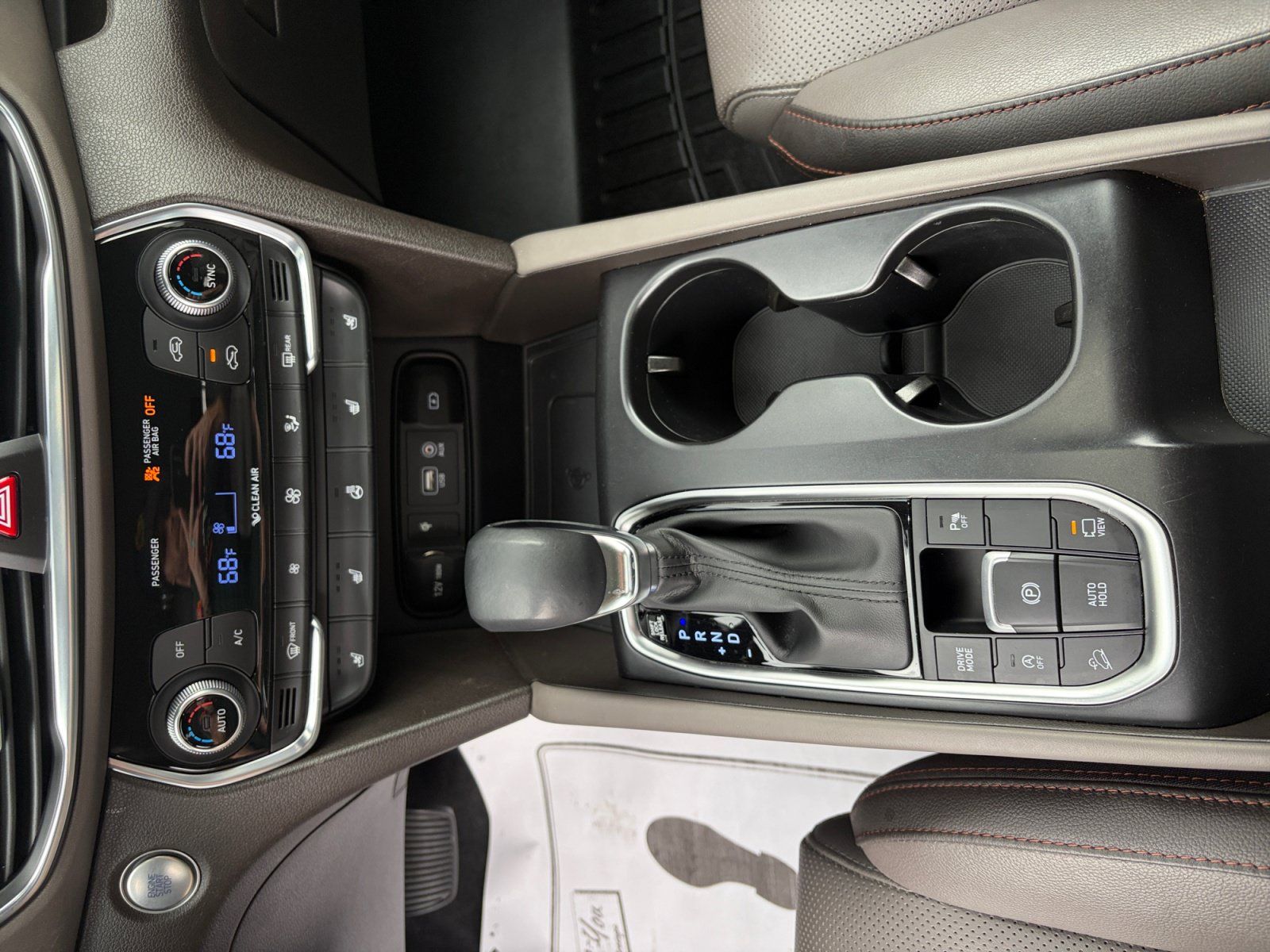 Used 2020 Hyundai Santa Fe Limited AWD/4WD image 31