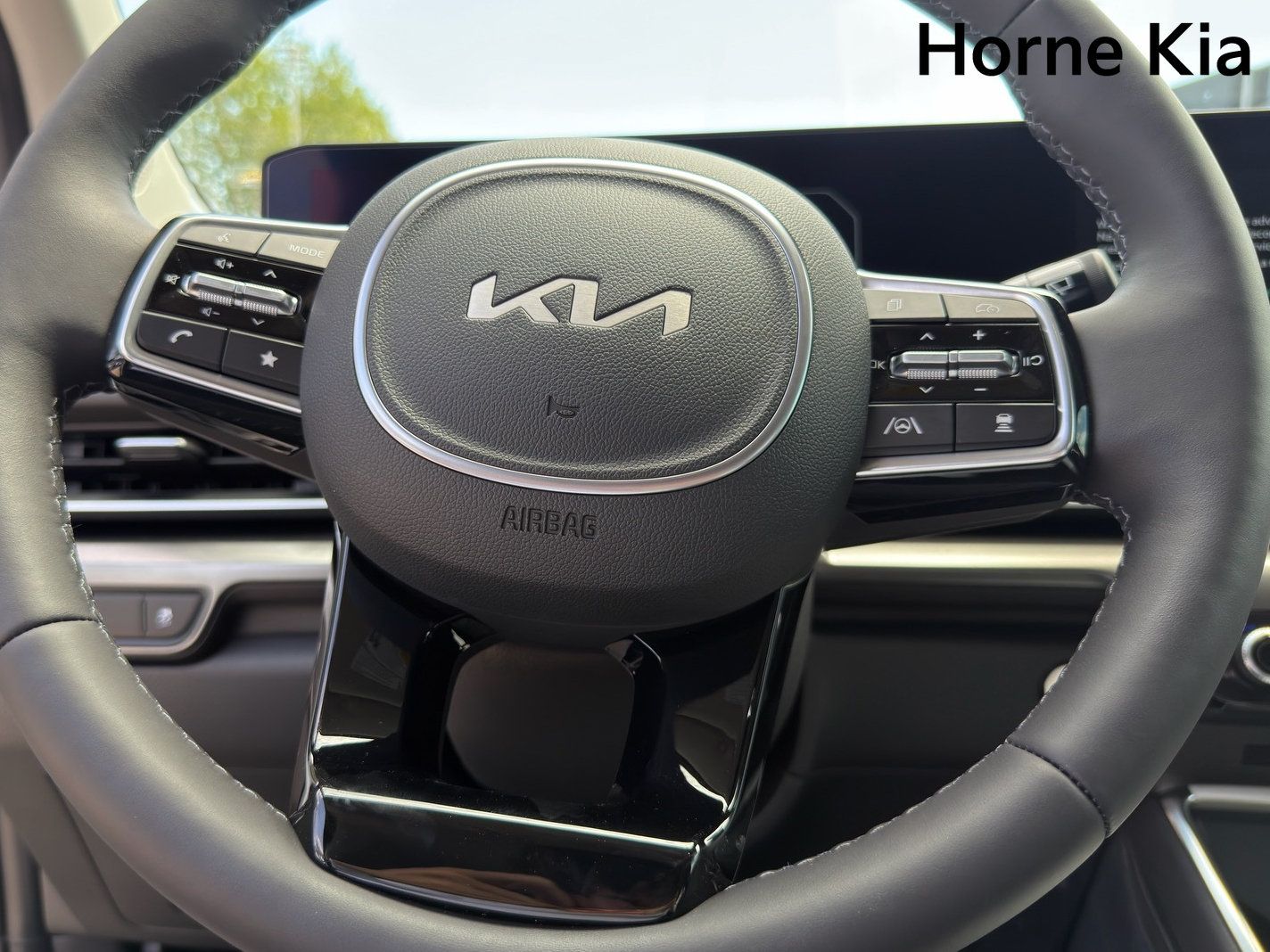 New 2026 Kia Carnival SX Prestige FWD image 12