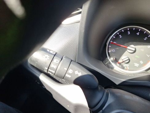 Used 2021 Toyota RAV4 XLE image 23