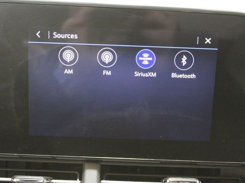 Used 2024 Chevrolet Trax RS w/ Driver Confidence Package image 31