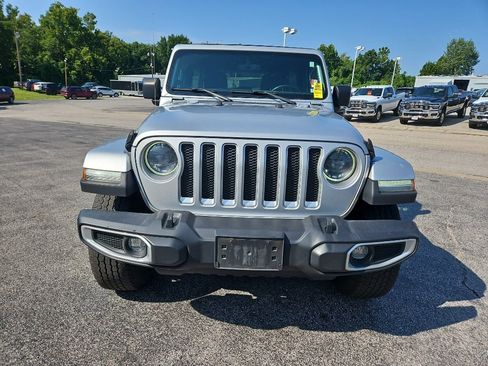 Used 2023 Jeep Wrangler Unlimited Sahara w/ LED Lighting Group AWD/4WD image 2