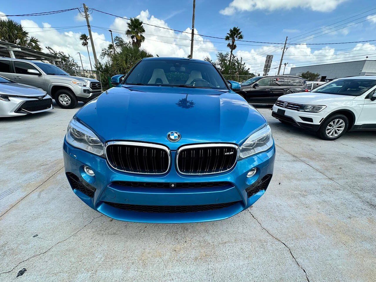 Used 2018 BMW X6 M AWD/4WD image 1