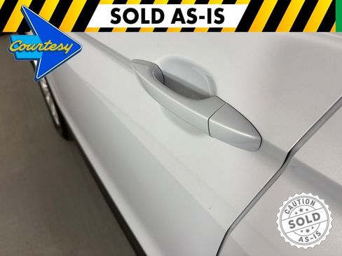 Used 2018 Volkswagen Tiguan S FWD image 12