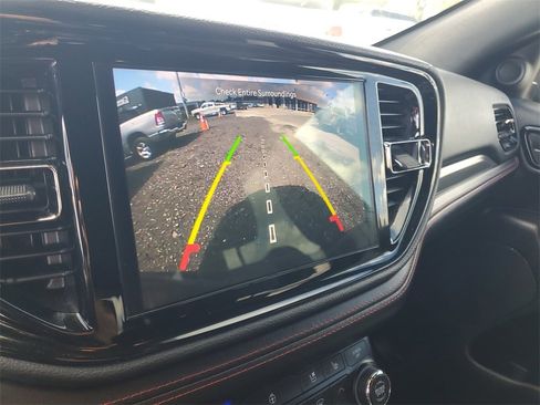 Used 2023 Dodge Durango GT image 24