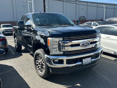 Used 2017 Ford F350 Lariat w/ Lariat Ultimate Package image 2