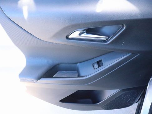 New 2026 Chevrolet Equinox LT w/ Convenience Package II image 16