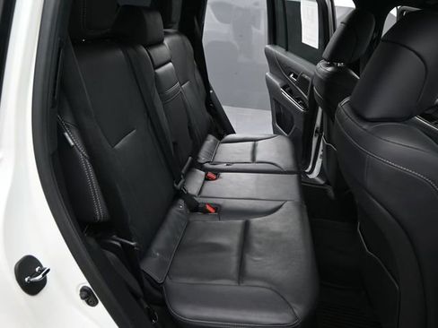 Used 2023 Lexus LX 600 4WD w/ Interior Upgrade Package image 17