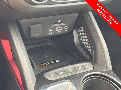 Used 2022 Chevrolet TrailBlazer RS w/ Sun and Liftgate Package FWD image 25