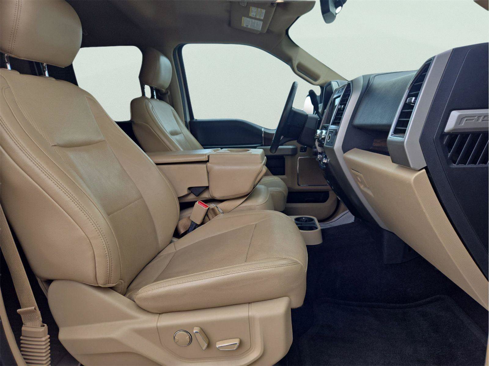 Used 2017 Ford F150 Lariat RWD image 24