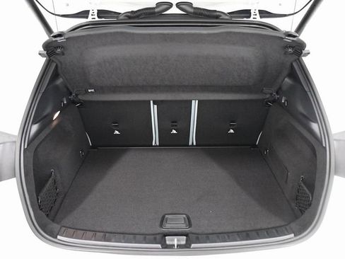 Used 2026 Mercedes-Benz GLA 250 4MATIC image 8