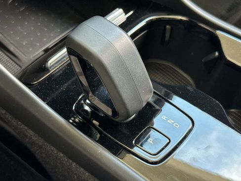 Certified 2023 Volvo C40 P8 Recharge Plus AWD/4WD image 21