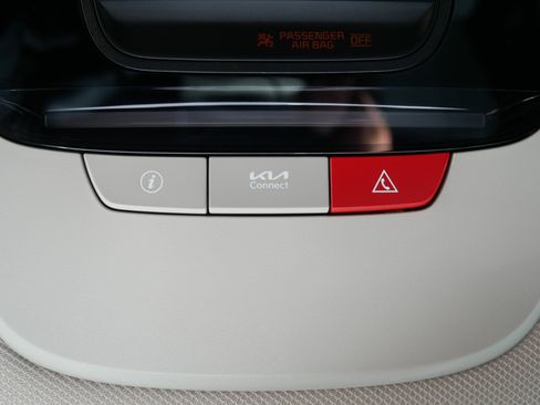 Certified 2023 Kia Sorento SX Prestige image 34