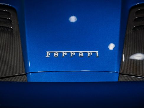 Used 2023 Ferrari F8 Tributo RWD image 13