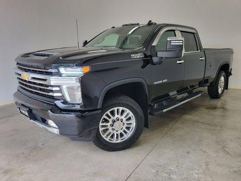 Used 2021 Chevrolet Silverado 3500 High Country AWD/4WD image 32