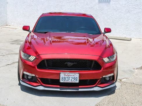 Used 2017 Ford Mustang GT w/ GT Performance Package RWD image 2