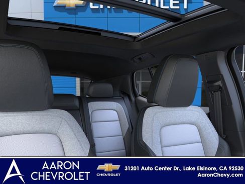 New 2026 Chevrolet Equinox EV LT image 24