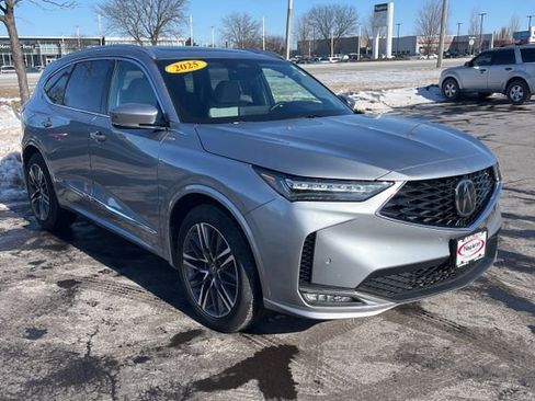 Used 2025 Acura MDX w/ Advance Package image 9