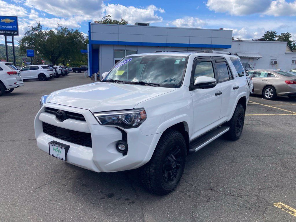 Used 2023 Toyota 4Runner SR5 Premium w/ Moonroof Package AWD/4WD image 28