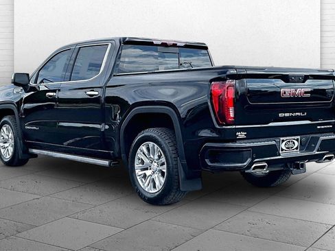 Used 2024 GMC Sierra 1500 Denali w/ Technology Package AWD/4WD image 11