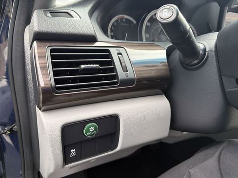 Used 2016 Honda Accord EX-L image 55