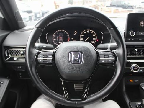 Used 2022 Honda Civic Sport image 11