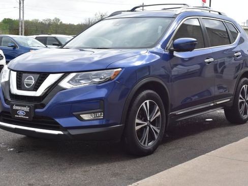 Used 2017 Nissan Rogue SL w/ SL Premium Package AWD/4WD image 15