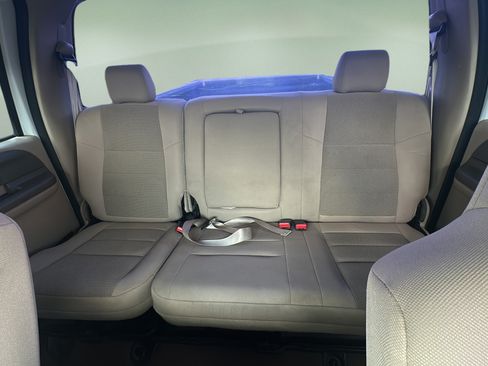 Used 2004 Ford F350 Lariat AWD/4WD image 18