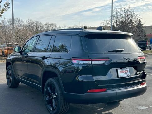 New 2025 Jeep Grand Cherokee L Altitude AWD/4WD image 5