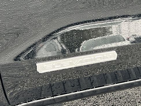 Used 2023 GMC Canyon Elevation w/ Convenience Package image 28