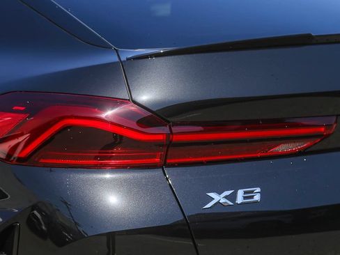 New 2027 BMW X6 xDrive40i w/ Premium Package AWD/4WD image 7