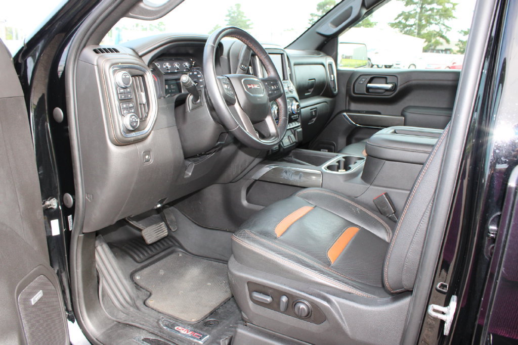 Used 2022 GMC Sierra 1500 AT4 w/ AT4 Premium Package AWD/4WD image 12