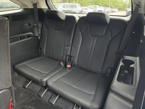 Used 2021 Kia Sorento S w/ Panoramic Sunroof Package image 10