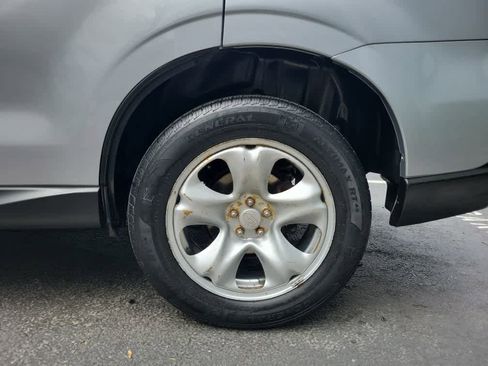 Used 2016 Subaru Forester 2.5i AWD/4WD image 29
